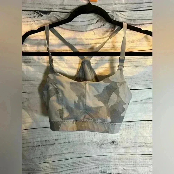 Athleta Camo print sports bra - Picture 1 of 6